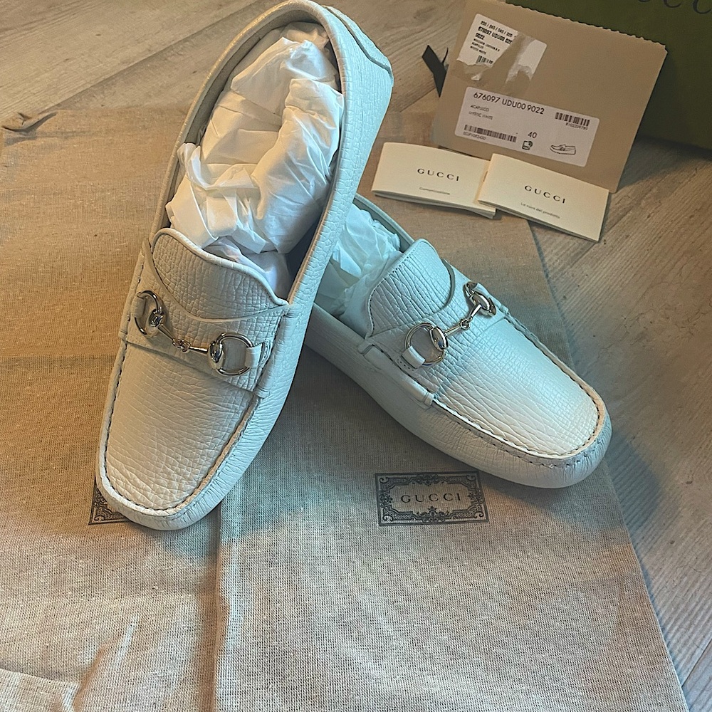 New in Box Gucci Acapulco loafers in mystic white